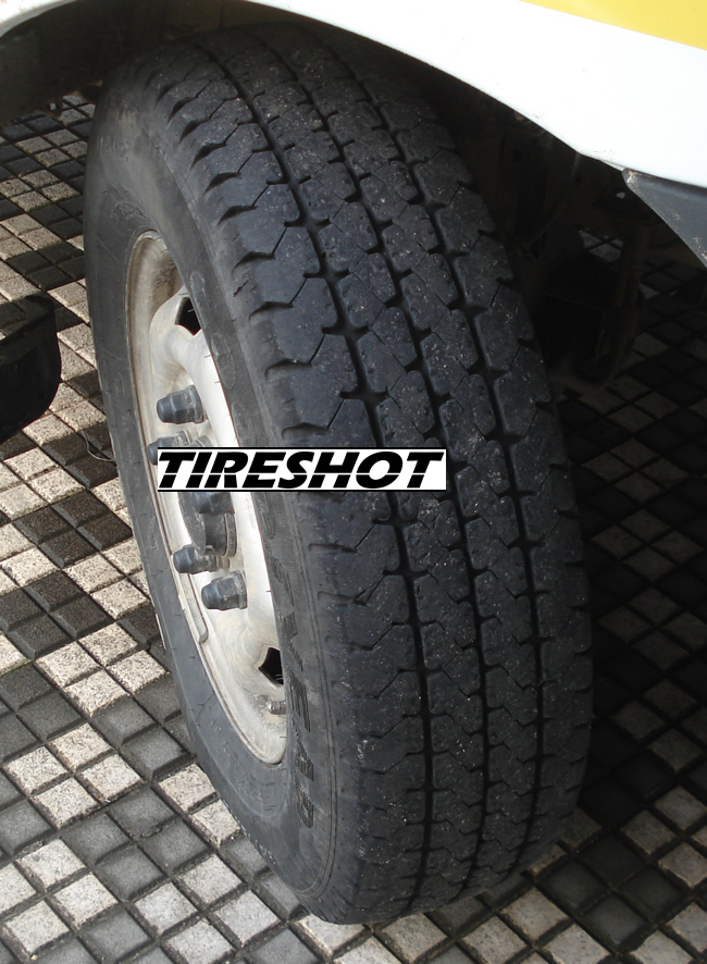 Tire Goodyear Cargo G26